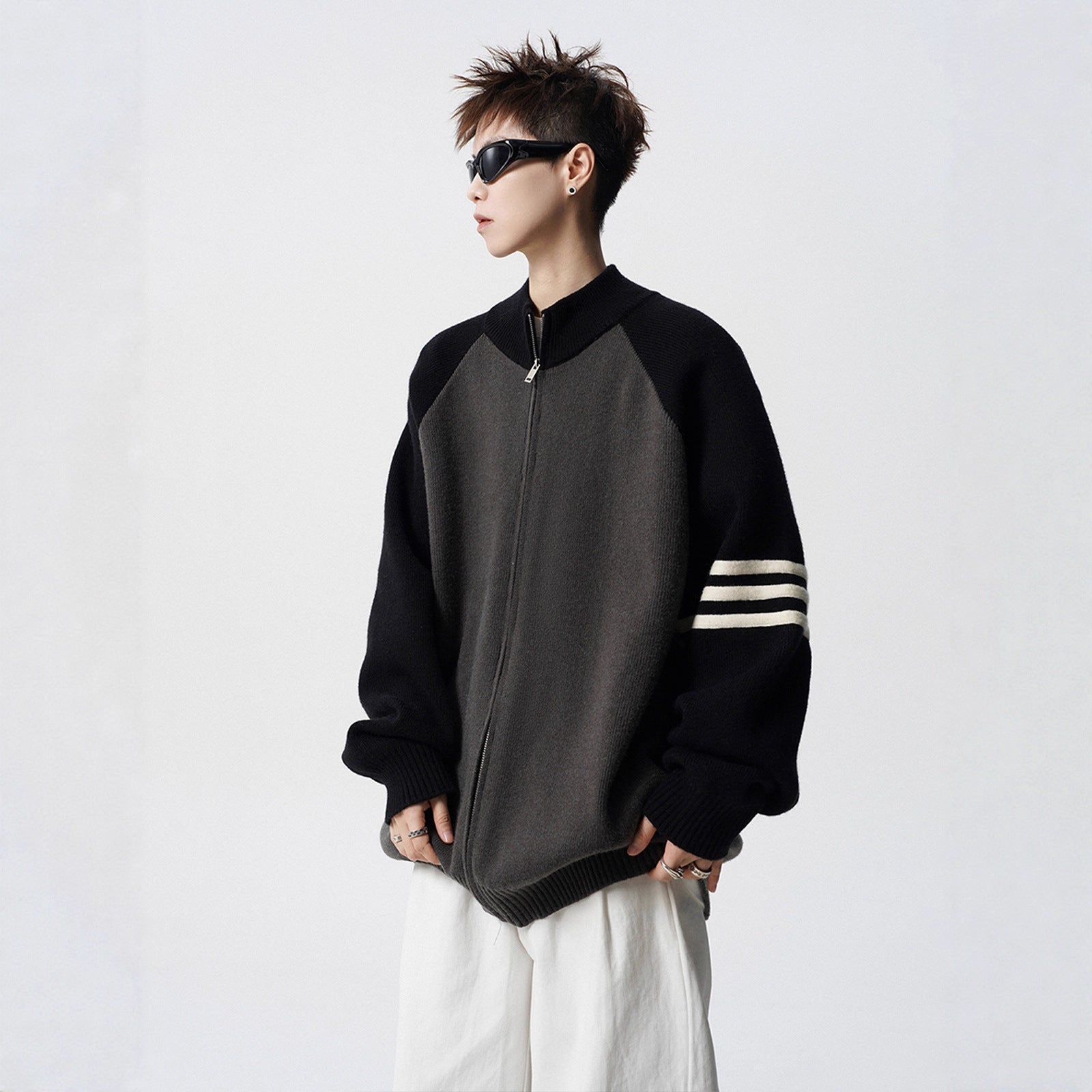 Stand Collar Two-Tone Jacket Men Autumn Trendy Stripe Casual Knitwear Vibe Street Style Versatile Sweater Coat