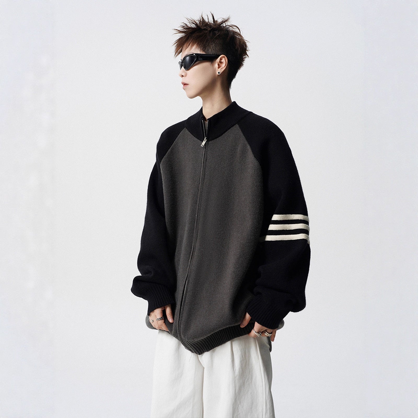 Stand Collar Two-Tone Jacket Men Autumn Trendy Stripe Casual Knitwear Vibe Street Style Versatile Sweater Coat